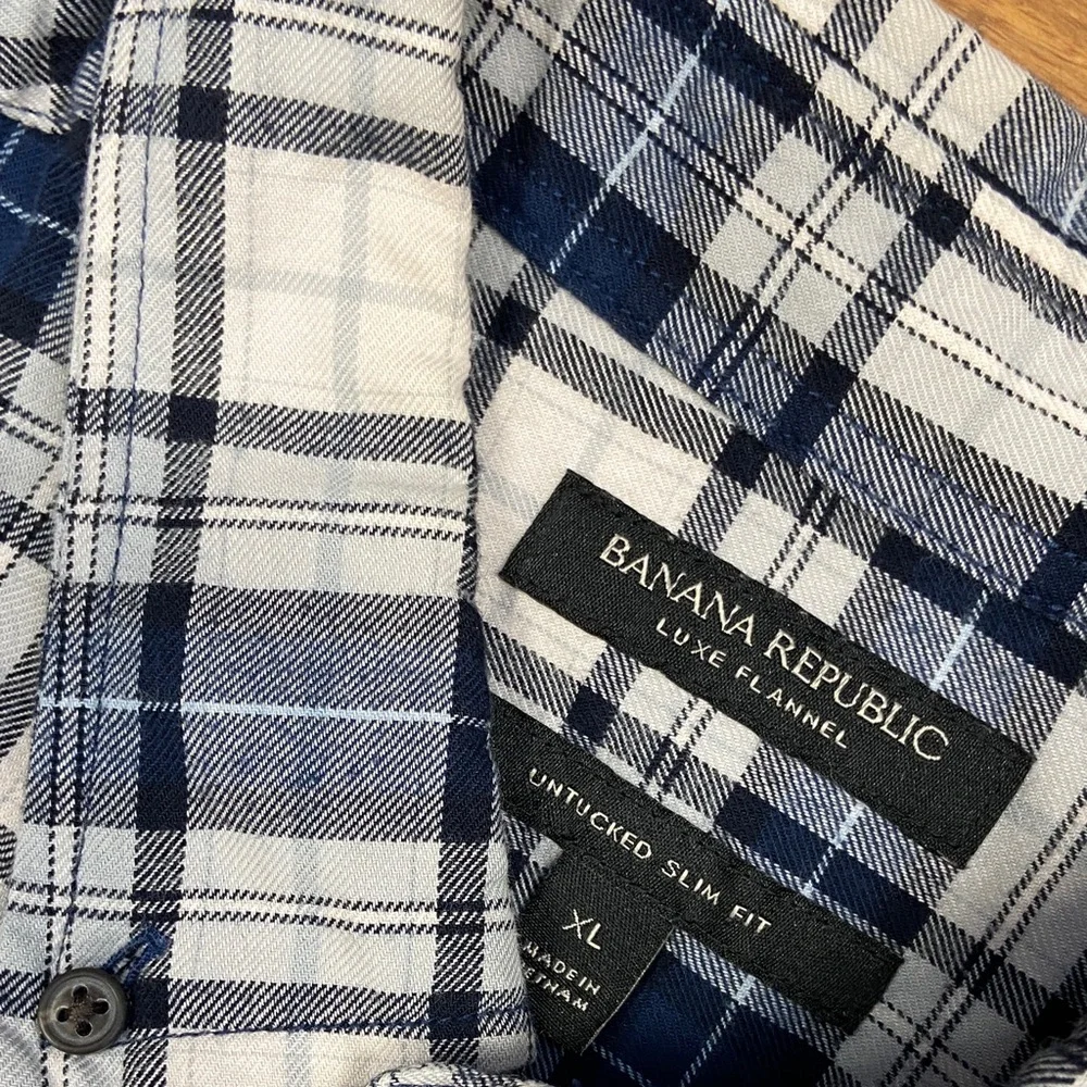 Banana Republic Luxe Flannel Men's Blue and White Plaid Button-Up Shirt size XL